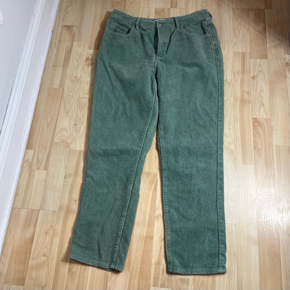 Pacsun Womens Green Corduroy Mom Jeans High Waisted Size 30
